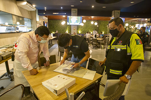 Suspenden  5 establecimientos en Cadereyta