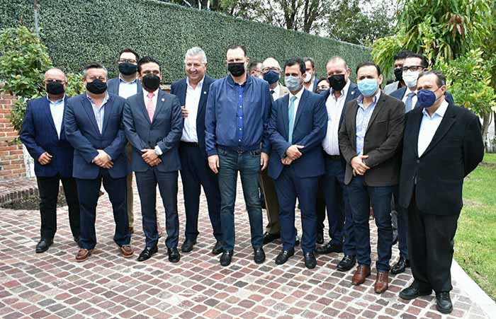 Se reune Mauricio Kuri con cámaras empresariales Del bajío y la zona centro occidente