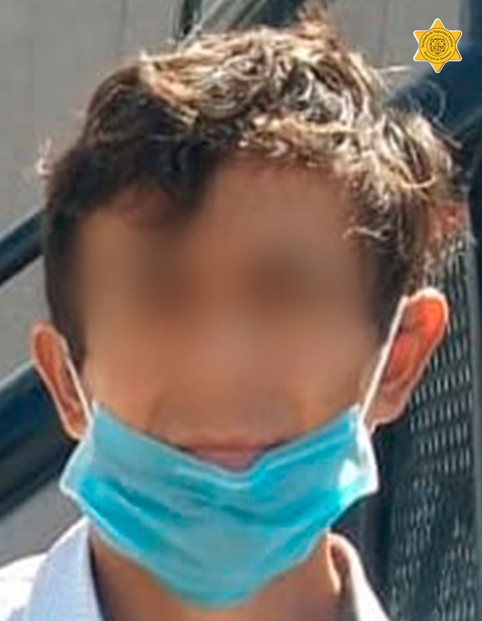 Detenido a bordo de vehículo con placas apócrifas