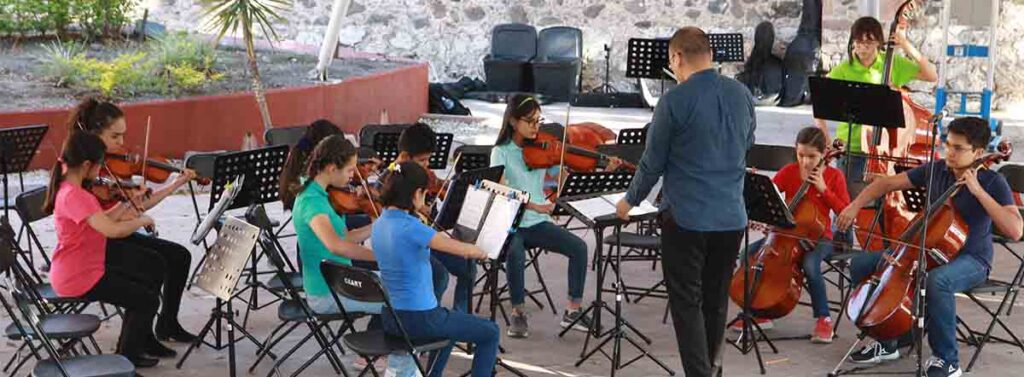 Lanza SECULT convocatoria para la Orquesta de Cuerdas en Ezequiel Montes y Pedro Escobedo