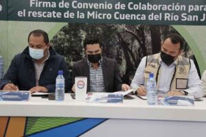 Firman convenio para la preservación de la micro cuenca del Río San Juan