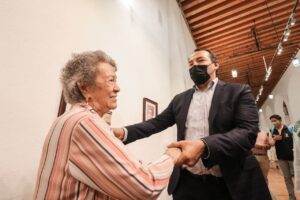 Presidente municipal de San del Río reconoce al magisterio sanjuanense