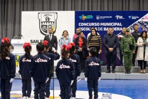Realizan Concurso Municipal de Escoltas de Bandera en San Juan del Río