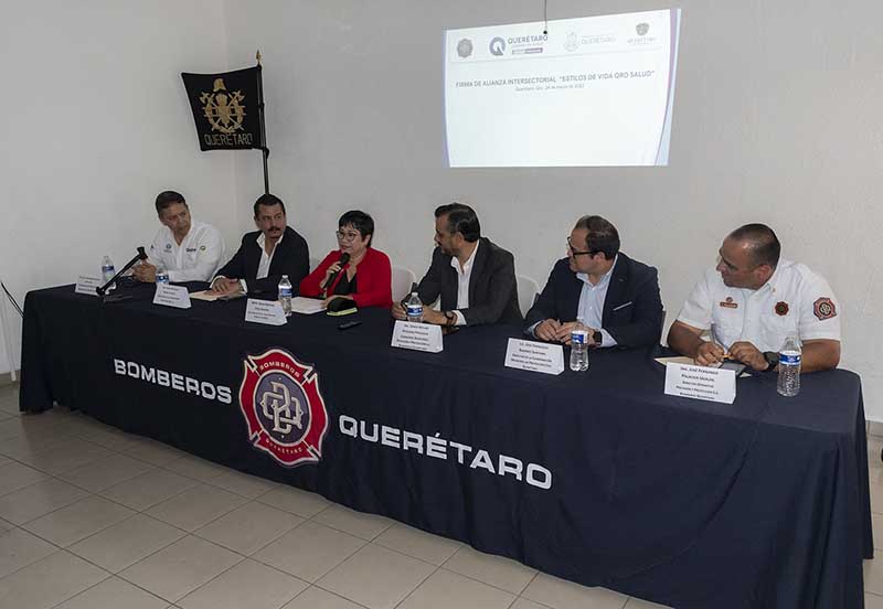 Firman autoridades Alianza en Promoción de la Salud con Bomberos de Querétaro