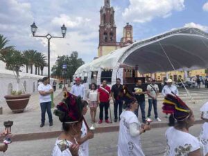 Anuncia Miguel Martínez la edición 2024 del concurso nacional de danza folklórica