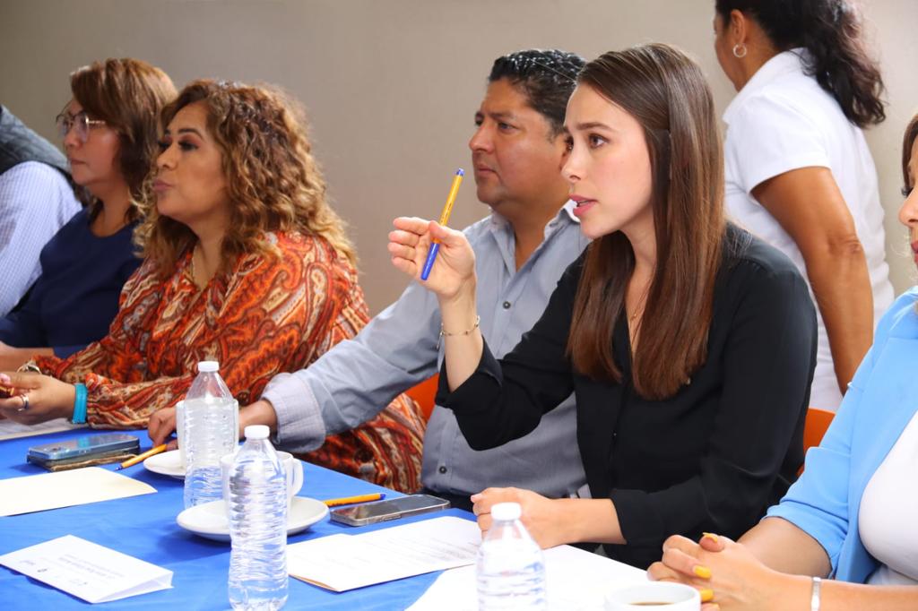 Encabeza Miguel Martínez reunión de trabajo de casa ame