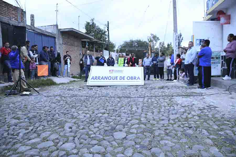 Arrancan con la segunda etapa de obra en Ezequiel Montes.