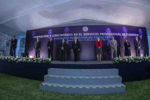 Fiscalía de Querétaro cuenta con profesionales destacados para la investigación del delito