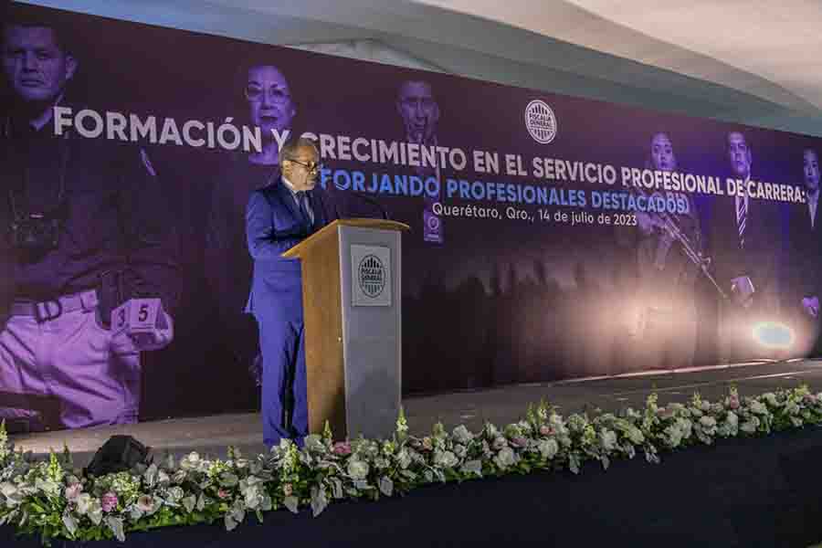 Fiscalía de Querétaro cuenta con profesionales destacados para la investigación del delito
