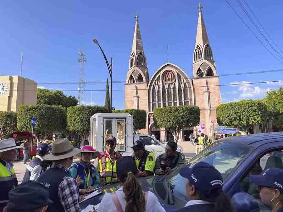 Esfuerzos coordinados apoyan avance de las y los peregrinos serranos al Tepeyac