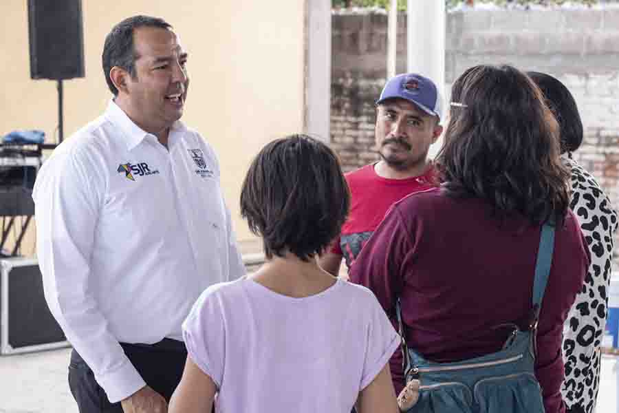 La práctica de los valores forma niñez y juventudes sanas: Roberto Cabrera