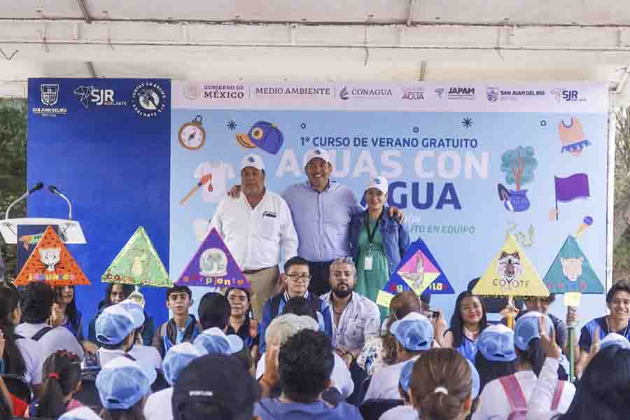 Llama Roberto Cabrera a asistentes a curso JAPAM-CONAGUA a ser guardianes de San Juan del Río