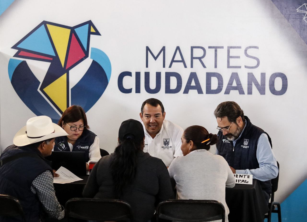 Programa Martes Ciudadano atiende a habitantes de Laguna de Vaquerías