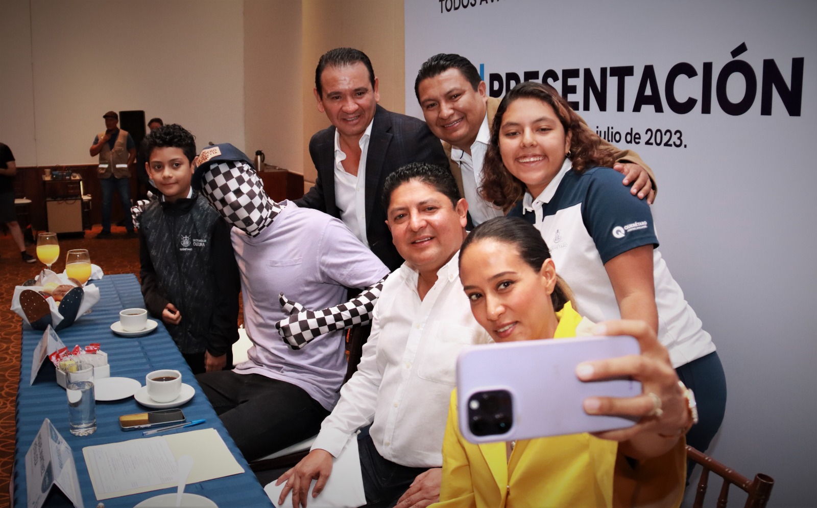 Anuncia Miguel Martínez el II Abierto Nacional de Ajedrez de Verano Cadereyta 2023, con la presencia de Rey Enigma