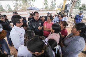 Roberto Cabrera entrega y pone en marcha rehabilitación de calles en San Pablo Potrerillos