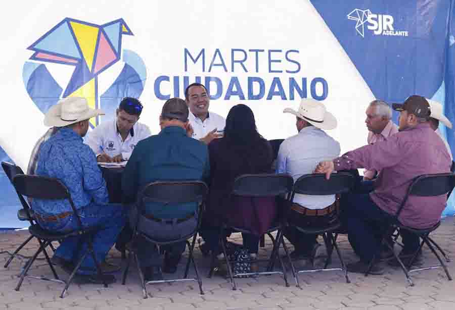 Presidente municipal de San Juan del Río y Gabinete atienden más de 200 solicitudes en Martes Ciudadano