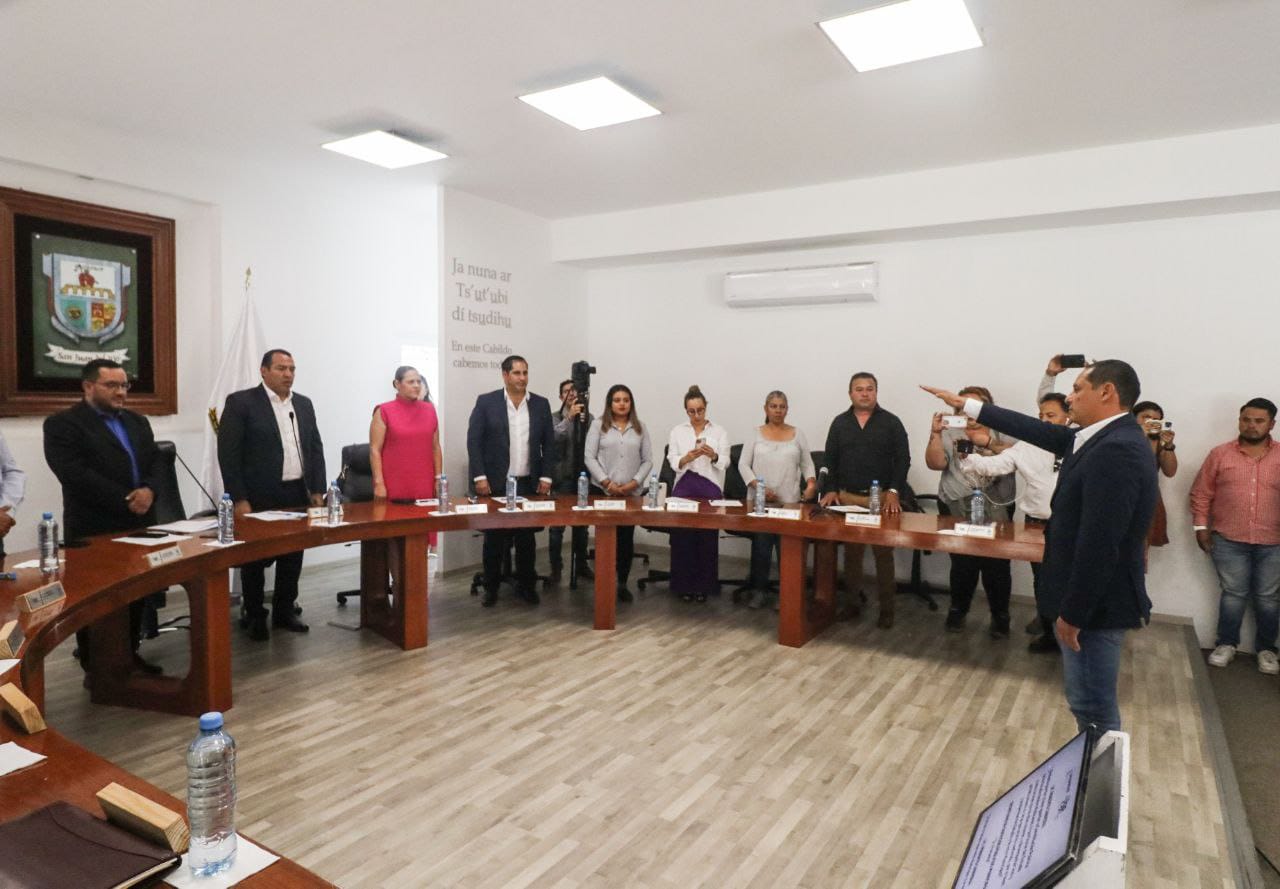Rinde protesta nuevo secretario de Servicios Públicos Municipales de San Juan del Río