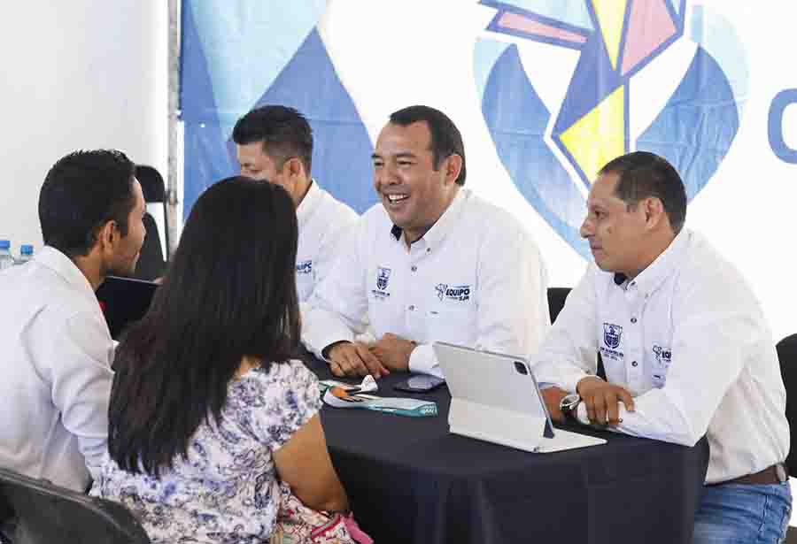 Presidente municipal de San Juan del Río y Gabinete atienden más de 200 solicitudes en Martes Ciudadano