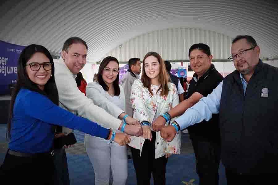 Encabeza Miguel Martínez Ser tranquilidad, ser SEJUVE en COBAQ 5 Cadereyta