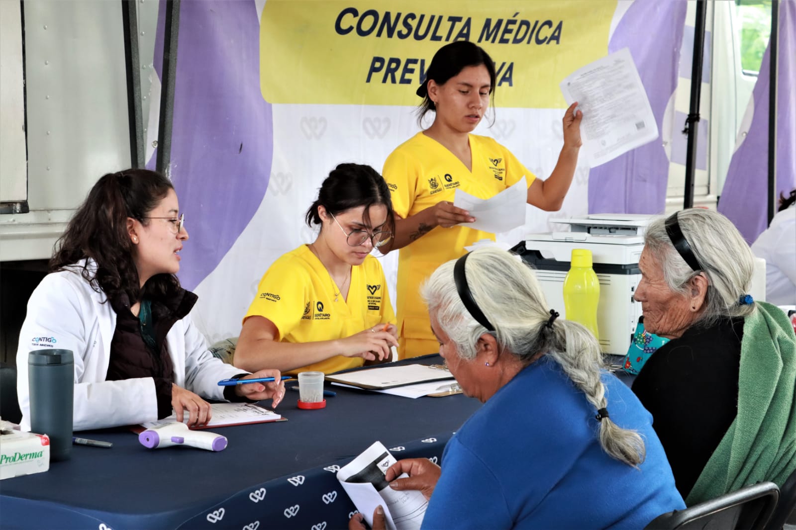 Exitosas jornadas del DIF en Boxasní y Vizarrón