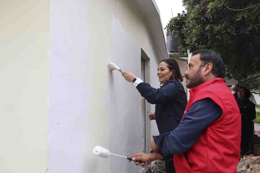 Encabeza titular de SEDEQ rehabilitación en escuela primaria