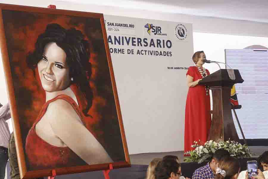 Roberto Cabrera asiste a 6º Aniversario e Informe de Fundación Chabely