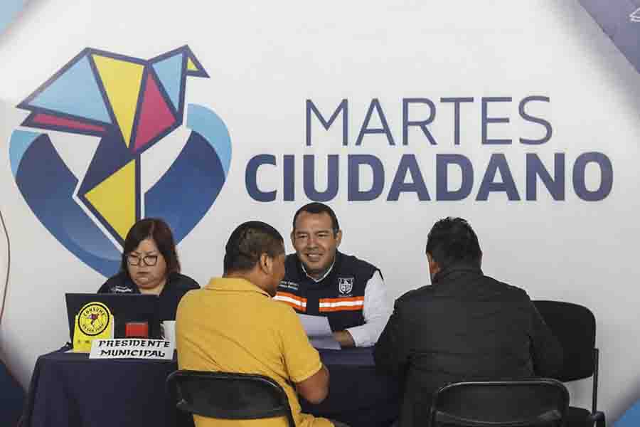 Presidente municipal de San Juan del Río lleva jornada del Programa Martes Ciudadano a La Estancia