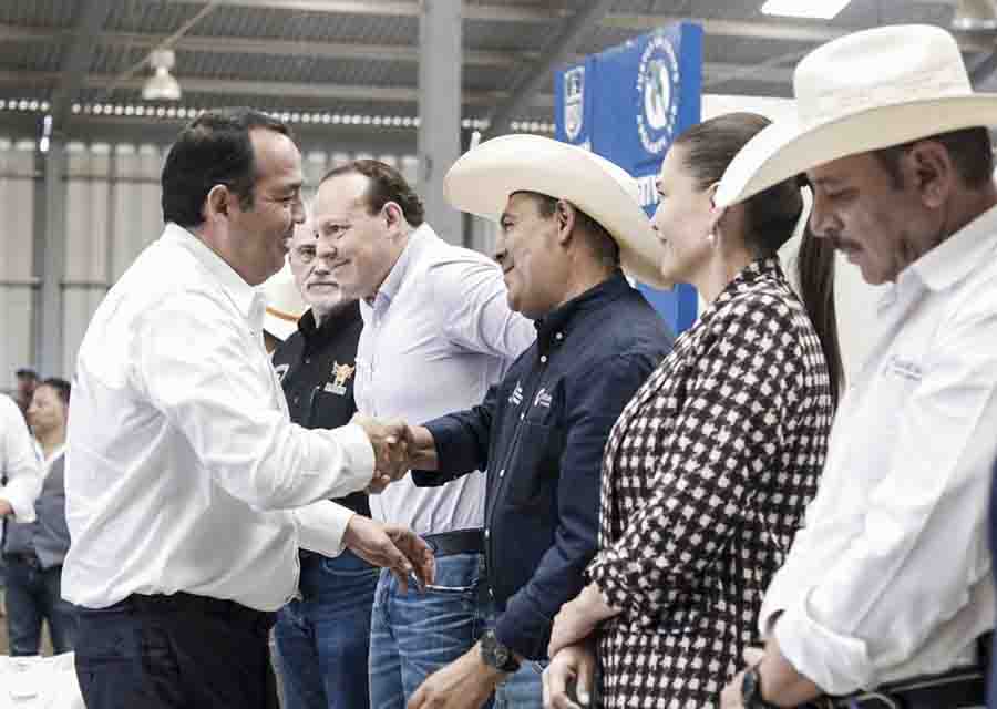 Programa Impulso a Cultivos Forrajeros entrega 51 toneladas de semilla de avena a productores en San Juan del Río