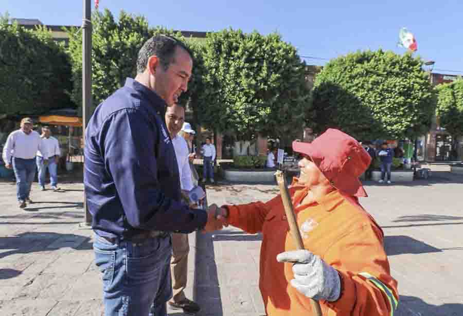 San Juan del Río Resplandece en su Segundo Informe: Roberto Cabrera Supervisa Acciones de Mejora en el Municipio