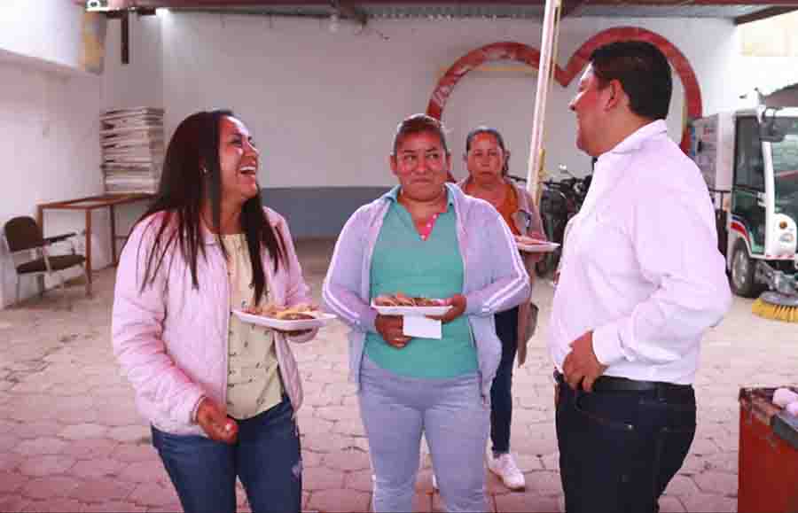 Celebrando el Esfuerzo y Compromiso de los Trabajadores de Servicios Públicos Municipales en Cadereyta