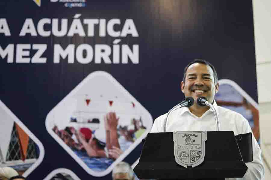 Roberto Cabrera encabeza la ceremonia de reapertura de la Acuática Manuel Gómez Morín