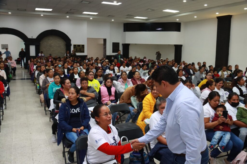 Trabajando en equipo con Gobierno del Estado se logra más en beneficio de Cadereyta: Miguel Martínez