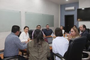 Unen esfuerzos Miguel Martínez y Marcela Herbert para impulsar actividades culturales de Cadereyta