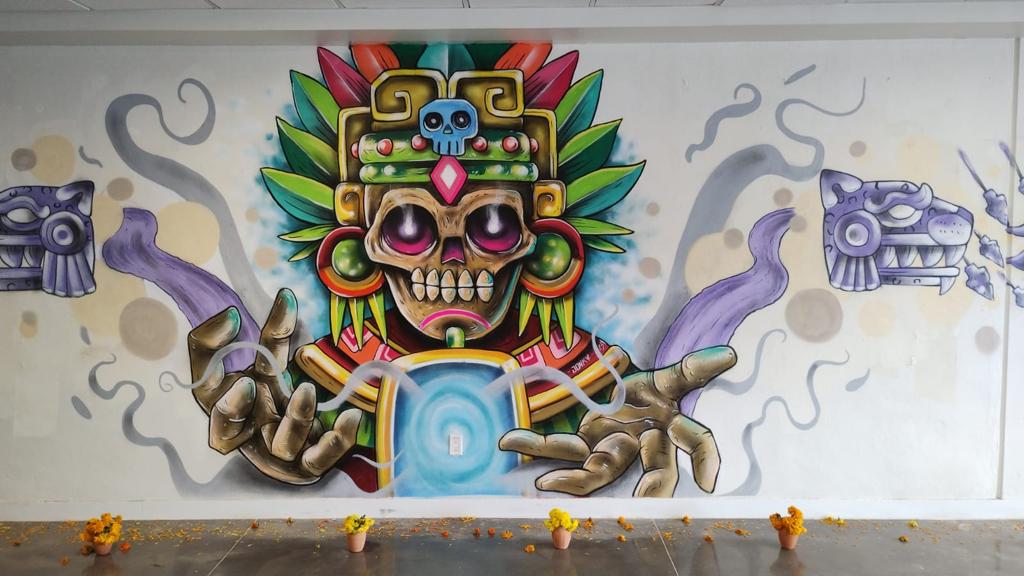 Inaugura Jonky su exposición Visiones del pasado en el CAE