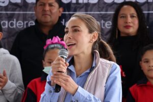 Invita Alma Rosa Villeda de Martínez a vivir nuestras tradiciones en Cadereyta
