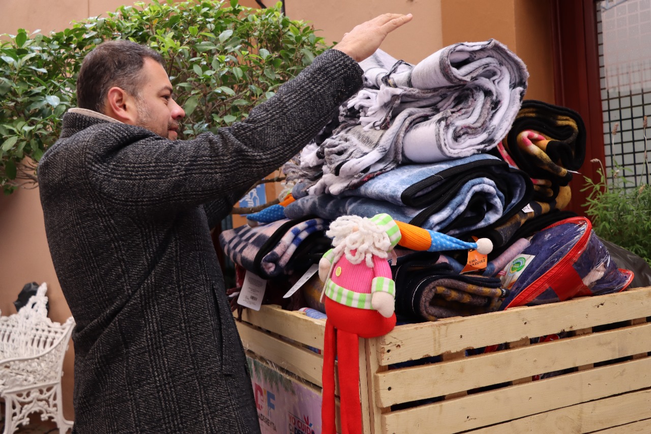 Inicia colecta de cobijas Abrigando corazones cadereytenses