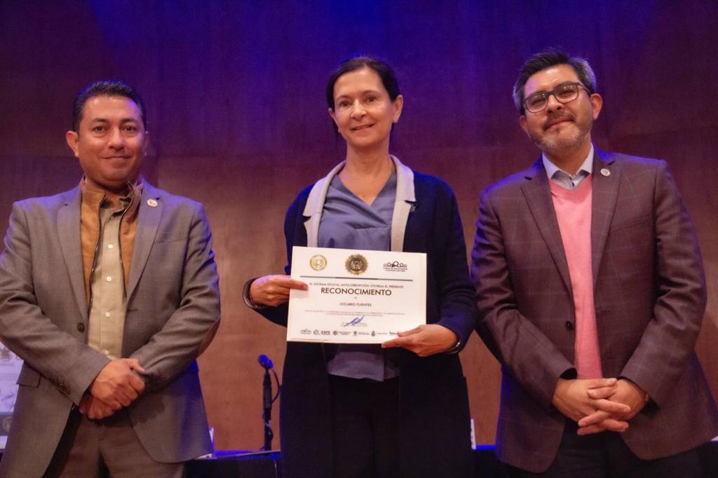 Entregan a SECULT reconocimiento anticorrupción