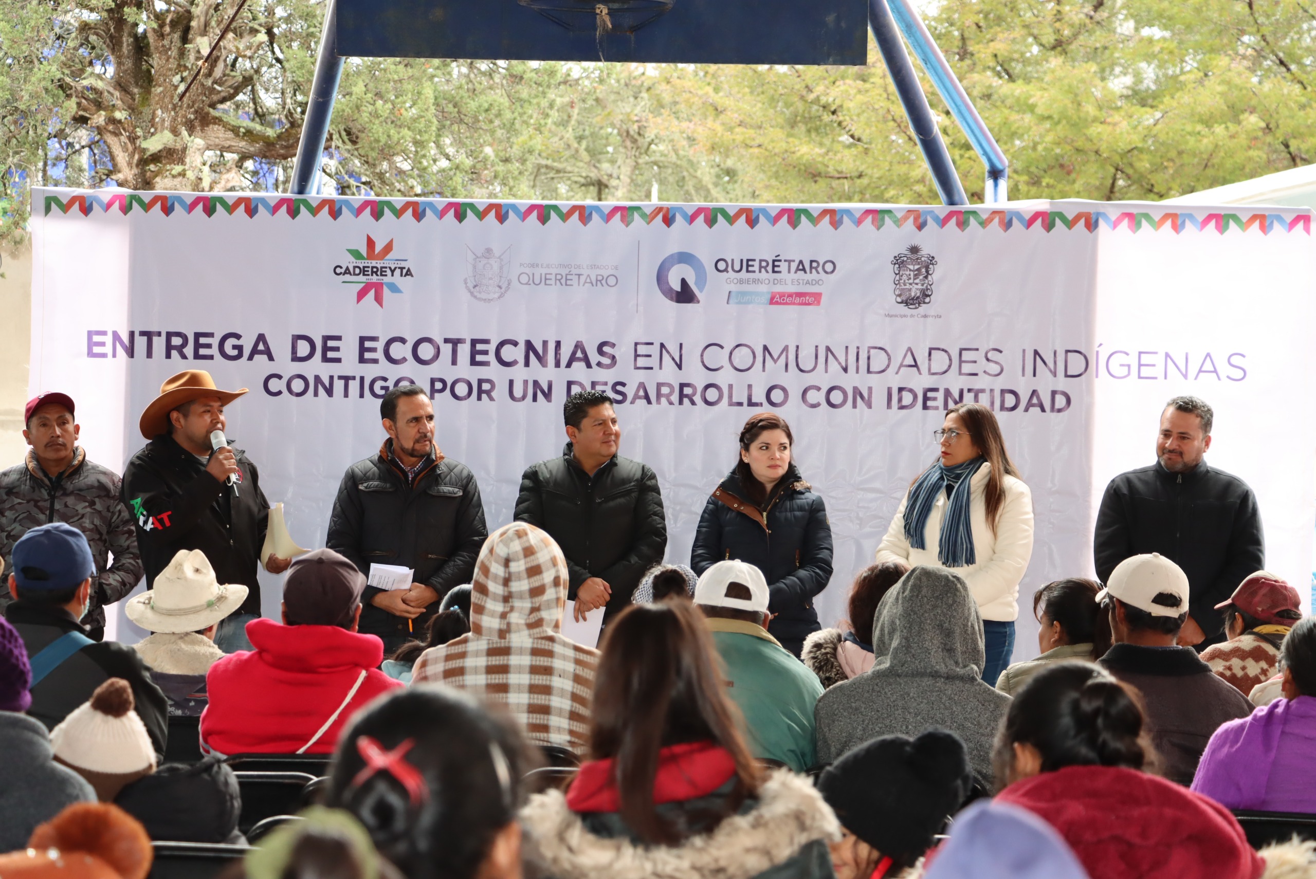 Encabeza Miguel Martínez Primer Encuentro de Matemáticas Activas Telesecundarias Zona 07