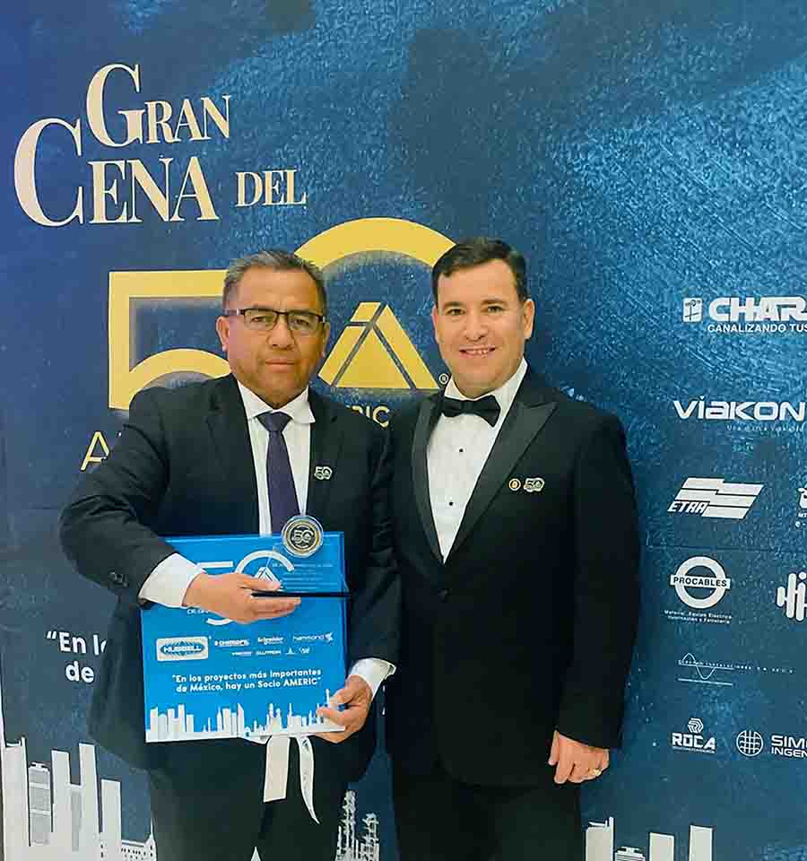 Reconoce AMERIC labor de docente de la UTSJR
