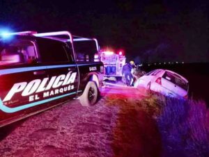 Rescate heroico en El Marqués: madre y bebé a salvo tras accidente vehicular