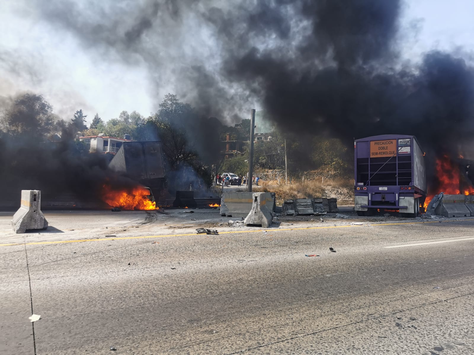 {"type":"elementor","siteurl":"https://vozytestimonio.com/wp-json/","elements":[{"id":"f26dfe0","elType":"widget","isInner":false,"isLocked":false,"settings":{"carousel":[{"id":56792,"url":"https://vozytestimonio.com/wp-content/uploads/2024/02/Estimulos-2.jpeg"},{"id":56793,"url":"https://vozytestimonio.com/wp-content/uploads/2024/02/Estimulos-3.jpeg"},{"id":56794,"url":"https://vozytestimonio.com/wp-content/uploads/2024/02/Estimulos-4.jpeg"}],"thumbnail_size":"large","slides_to_show":"1","thumbnail_custom_dimension":{"width":"","height":""},"slides_to_show_tablet":"","slides_to_show_mobile":"","slides_to_scroll":"","slides_to_scroll_tablet":"","slides_to_scroll_mobile":"","image_stretch":"no","navigation":"both","navigation_previous_icon":{"value":"","library":""},"navigation_next_icon":{"value":"","library":""},"link_to":"none","link":{"url":"","is_external":"","nofollow":"","custom_attributes":""},"open_lightbox":"default","caption_type":"","view":"traditional","lazyload":"","autoplay":"yes","pause_on_hover":"yes","pause_on_interaction":"yes","autoplay_speed":5000,"infinite":"yes","effect":"slide","speed":500,"direction":"ltr","arrows_position":"inside","arrows_size":{"unit":"px","size":"","sizes":[]},"arrows_size_tablet":{"unit":"px","size":"","sizes":[]},"arrows_size_mobile":{"unit":"px","size":"","sizes":[]},"arrows_color":"","dots_position":"outside","dots_size":{"unit":"px","size":"","sizes":[]},"dots_size_tablet":{"unit":"px","size":"","sizes":[]},"dots_size_mobile":{"unit":"px","size":"","sizes":[]},"dots_inactive_color":"","dots_color":"","gallery_vertical_align":"","gallery_vertical_align_tablet":"","gallery_vertical_align_mobile":"","image_spacing":"","image_spacing_custom":{"unit":"px","size":20,"sizes":[]},"image_spacing_custom_tablet":{"unit":"px","size":"","sizes":[]},"image_spacing_custom_mobile":{"unit":"px","size":"","sizes":[]},"image_border_border":"","image_border_width":{"unit":"px","top":"","right":"","bottom":"","left":"","isLinked":true},"image_border_width_tablet":{"unit":"px","top":"","right":"","bottom":"","left":"","isLinked":true},"image_border_width_mobile":{"unit":"px","top":"","right":"","bottom":"","left":"","isLinked":true},"image_border_color":"","image_border_radius":{"unit":"px","top":"","right":"","bottom":"","left":"","isLinked":true},"image_border_radius_tablet":{"unit":"px","top":"","right":"","bottom":"","left":"","isLinked":true},"image_border_radius_mobile":{"unit":"px","top":"","right":"","bottom":"","left":"","isLinked":true},"caption_align":"center","caption_align_tablet":"","caption_align_mobile":"","caption_text_color":"","caption_typography_typography":"","caption_typography_font_family":"","caption_typography_font_size":{"unit":"px","size":"","sizes":[]},"caption_typography_font_size_tablet":{"unit":"px","size":"","sizes":[]},"caption_typography_font_size_mobile":{"unit":"px","size":"","sizes":[]},"caption_typography_font_weight":"","caption_typography_text_transform":"","caption_typography_font_style":"","caption_typography_text_decoration":"","caption_typography_line_height":{"unit":"px","size":"","sizes":[]},"caption_typography_line_height_tablet":{"unit":"em","size":"","sizes":[]},"caption_typography_line_height_mobile":{"unit":"em","size":"","sizes":[]},"caption_typography_letter_spacing":{"unit":"px","size":"","sizes":[]},"caption_typography_letter_spacing_tablet":{"unit":"px","size":"","sizes":[]},"caption_typography_letter_spacing_mobile":{"unit":"px","size":"","sizes":[]},"caption_typography_word_spacing":{"unit":"px","size":"","sizes":[]},"caption_typography_word_spacing_tablet":{"unit":"em","size":"","sizes":[]},"caption_typography_word_spacing_mobile":{"unit":"em","size":"","sizes":[]},"caption_shadow_text_shadow_type":"","caption_shadow_text_shadow":{"horizontal":0,"vertical":0,"blur":10,"color":"rgba(0,0,0,0.3)"},"_title":"","_margin":{"unit":"px","top":"","right":"","bottom":"","left":"","isLinked":true},"_margin_tablet":{"unit":"px","top":"","right":"","bottom":"","left":"","isLinked":true},"_margin_mobile":{"unit":"px","top":"","right":"","bottom":"","left":"","isLinked":true},"_padding":{"unit":"px","top":"","right":"","bottom":"","left":"","isLinked":true},"_padding_tablet":{"unit":"px","top":"","right":"","bottom":"","left":"","isLinked":true},"_padding_mobile":{"unit":"px","top":"","right":"","bottom":"","left":"","isLinked":true},"_element_width":"","_element_width_tablet":"","_element_width_mobile":"","_element_custom_width":{"unit":"%","size":"","sizes":[]},"_element_custom_width_tablet":{"unit":"px","size":"","sizes":[]},"_element_custom_width_mobile":{"unit":"px","size":"","sizes":[]},"_flex_align_self":"","_flex_align_self_tablet":"","_flex_align_self_mobile":"","_flex_order":"","_flex_order_tablet":"","_flex_order_mobile":"","_flex_order_custom":"","_flex_order_custom_tablet":"","_flex_order_custom_mobile":"","_flex_size":"","_flex_size_tablet":"","_flex_size_mobile":"","_flex_grow":1,"_flex_grow_tablet":"","_flex_grow_mobile":"","_flex_shrink":1,"_flex_shrink_tablet":"","_flex_shrink_mobile":"","_element_vertical_align":"","_element_vertical_align_tablet":"","_element_vertical_align_mobile":"","_position":"","_offset_orientation_h":"start","_offset_x":{"unit":"px","size":"0","sizes":[]},"_offset_x_tablet":{"unit":"px","size":"","sizes":[]},"_offset_x_mobile":{"unit":"px","size":"","sizes":[]},"_offset_x_end":{"unit":"px","size":"0","sizes":[]},"_offset_x_end_tablet":{"unit":"px","size":"","sizes":[]},"_offset_x_end_mobile":{"unit":"px","size":"","sizes":[]},"_offset_orientation_v":"start","_offset_y":{"unit":"px","size":"0","sizes":[]},"_offset_y_tablet":{"unit":"px","size":"","sizes":[]},"_offset_y_mobile":{"unit":"px","size":"","sizes":[]},"_offset_y_end":{"unit":"px","size":"0","sizes":[]},"_offset_y_end_tablet":{"unit":"px","size":"","sizes":[]},"_offset_y_end_mobile":{"unit":"px","size":"","sizes":[]},"_z_index":"","_z_index_tablet":"","_z_index_mobile":"","_element_id":"","_css_classes":"","motion_fx_motion_fx_scrolling":"","motion_fx_translateY_effect":"","motion_fx_translateY_direction":"","motion_fx_translateY_speed":{"unit":"px","size":4,"sizes":[]},"motion_fx_translateY_affectedRange":{"unit":"%","size":"","sizes":{"start":0,"end":100}},"motion_fx_translateX_effect":"","motion_fx_translateX_direction":"","motion_fx_translateX_speed":{"unit":"px","size":4,"sizes":[]},"motion_fx_translateX_affectedRange":{"unit":"%","size":"","sizes":{"start":0,"end":100}},"motion_fx_opacity_effect":"","motion_fx_opacity_direction":"out-in","motion_fx_opacity_level":{"unit":"px","size":10,"sizes":[]},"motion_fx_opacity_range":{"unit":"%","size":"","sizes":{"start":20,"end":80}},"motion_fx_blur_effect":"","motion_fx_blur_direction":"out-in","motion_fx_blur_level":{"unit":"px","size":7,"sizes":[]},"motion_fx_blur_range":{"unit":"%","size":"","sizes":{"start":20,"end":80}},"motion_fx_rotateZ_effect":"","motion_fx_rotateZ_direction":"","motion_fx_rotateZ_speed":{"unit":"px","size":1,"sizes":[]},"motion_fx_rotateZ_affectedRange":{"unit":"%","size":"","sizes":{"start":0,"end":100}},"motion_fx_scale_effect":"","motion_fx_scale_direction":"out-in","motion_fx_scale_speed":{"unit":"px","size":4,"sizes":[]},"motion_fx_scale_range":{"unit":"%","size":"","sizes":{"start":20,"end":80}},"motion_fx_transform_origin_x":"center","motion_fx_transform_origin_y":"center","motion_fx_devices":["desktop","tablet","mobile"],"motion_fx_range":"","motion_fx_motion_fx_mouse":"","motion_fx_mouseTrack_effect":"","motion_fx_mouseTrack_direction":"","motion_fx_mouseTrack_speed":{"unit":"px","size":1,"sizes":[]},"motion_fx_tilt_effect":"","motion_fx_tilt_direction":"","motion_fx_tilt_speed":{"unit":"px","size":4,"sizes":[]},"sticky":"","sticky_on":["desktop","tablet","mobile"],"sticky_offset":0,"sticky_offset_tablet":"","sticky_offset_mobile":"","sticky_effects_offset":0,"sticky_effects_offset_tablet":"","sticky_effects_offset_mobile":"","sticky_parent":"","_animation":"","_animation_tablet":"","_animation_mobile":"","animation_duration":"","_animation_delay":"","_transform_rotate_popover":"","_transform_rotateZ_effect":{"unit":"px","size":"","sizes":[]},"_transform_rotateZ_effect_tablet":{"unit":"deg","size":"","sizes":[]},"_transform_rotateZ_effect_mobile":{"unit":"deg","size":"","sizes":[]},"_transform_rotate_3d":"","_transform_rotateX_effect":{"unit":"px","size":"","sizes":[]},"_transform_rotateX_effect_tablet":{"unit":"deg","size":"","sizes":[]},"_transform_rotateX_effect_mobile":{"unit":"deg","size":"","sizes":[]},"_transform_rotateY_effect":{"unit":"px","size":"","sizes":[]},"_transform_rotateY_effect_tablet":{"unit":"deg","size":"","sizes":[]},"_transform_rotateY_effect_mobile":{"unit":"deg","size":"","sizes":[]},"_transform_perspective_effect":{"unit":"px","size":"","sizes":[]},"_transform_perspective_effect_tablet":{"unit":"px","size":"","sizes":[]},"_transform_perspective_effect_mobile":{"unit":"px","size":"","sizes":[]},"_transform_translate_popover":"","_transform_translateX_effect":{"unit":"px","size":"","sizes":[]},"_transform_translateX_effect_tablet":{"unit":"px","size":"","sizes":[]},"_transform_translateX_effect_mobile":{"unit":"px","size":"","sizes":[]},"_transform_translateY_effect":{"unit":"px","size":"","sizes":[]},"_transform_translateY_effect_tablet":{"unit":"px","size":"","sizes":[]},"_transform_translateY_effect_mobile":{"unit":"px","size":"","sizes":[]},"_transform_scale_popover":"","_transform_keep_proportions":"yes","_transform_scale_effect":{"unit":"px","size":"","sizes":[]},"_transform_scale_effect_tablet":{"unit":"px","size":"","sizes":[]},"_transform_scale_effect_mobile":{"unit":"px","size":"","sizes":[]},"_transform_scaleX_effect":{"unit":"px","size":"","sizes":[]},"_transform_scaleX_effect_tablet":{"unit":"px","size":"","sizes":[]},"_transform_scaleX_effect_mobile":{"unit":"px","size":"","sizes":[]},"_transform_scaleY_effect":{"unit":"px","size":"","sizes":[]},"_transform_scaleY_effect_tablet":{"unit":"px","size":"","sizes":[]},"_transform_scaleY_effect_mobile":{"unit":"px","size":"","sizes":[]},"_transform_skew_popover":"","_transform_skewX_effect":{"unit":"px","size":"","sizes":[]},"_transform_skewX_effect_tablet":{"unit":"deg","size":"","sizes":[]},"_transform_skewX_effect_mobile":{"unit":"deg","size":"","sizes":[]},"_transform_skewY_effect":{"unit":"px","size":"","sizes":[]},"_transform_skewY_effect_tablet":{"unit":"deg","size":"","sizes":[]},"_transform_skewY_effect_mobile":{"unit":"deg","size":"","sizes":[]},"_transform_flipX_effect":"","_transform_flipY_effect":"","_transform_rotate_popover_hover":"","_transform_rotateZ_effect_hover":{"unit":"px","size":"","sizes":[]},"_transform_rotateZ_effect_hover_tablet":{"unit":"deg","size":"","sizes":[]},"_transform_rotateZ_effect_hover_mobile":{"unit":"deg","size":"","sizes":[]},"_transform_rotate_3d_hover":"","_transform_rotateX_effect_hover":{"unit":"px","size":"","sizes":[]},"_transform_rotateX_effect_hover_tablet":{"unit":"deg","size":"","sizes":[]},"_transform_rotateX_effect_hover_mobile":{"unit":"deg","size":"","sizes":[]},"_transform_rotateY_effect_hover":{"unit":"px","size":"","sizes":[]},"_transform_rotateY_effect_hover_tablet":{"unit":"deg","size":"","sizes":[]},"_transform_rotateY_effect_hover_mobile":{"unit":"deg","size":"","sizes":[]},"_transform_perspective_effect_hover":{"unit":"px","size":"","sizes":[]},"_transform_perspective_effect_hover_tablet":{"unit":"px","size":"","sizes":[]},"_transform_perspective_effect_hover_mobile":{"unit":"px","size":"","sizes":[]},"_transform_translate_popover_hover":"","_transform_translateX_effect_hover":{"unit":"px","size":"","sizes":[]},"_transform_translateX_effect_hover_tablet":{"unit":"px","size":"","sizes":[]},"_transform_translateX_effect_hover_mobile":{"unit":"px","size":"","sizes":[]},"_transform_translateY_effect_hover":{"unit":"px","size":"","sizes":[]},"_transform_translateY_effect_hover_tablet":{"unit":"px","size":"","sizes":[]},"_transform_translateY_effect_hover_mobile":{"unit":"px","size":"","sizes":[]},"_transform_scale_popover_hover":"","_transform_keep_proportions_hover":"yes","_transform_scale_effect_hover":{"unit":"px","size":"","sizes":[]},"_transform_scale_effect_hover_tablet":{"unit":"px","size":"","sizes":[]},"_transform_scale_effect_hover_mobile":{"unit":"px","size":"","sizes":[]},"_transform_scaleX_effect_hover":{"unit":"px","size":"","sizes":[]},"_transform_scaleX_effect_hover_tablet":{"unit":"px","size":"","sizes":[]},"_transform_scaleX_effect_hover_mobile":{"unit":"px","size":"","sizes":[]},"_transform_scaleY_effect_hover":{"unit":"px","size":"","sizes":[]},"_transform_scaleY_effect_hover_tablet":{"unit":"px","size":"","sizes":[]},"_transform_scaleY_effect_hover_mobile":{"unit":"px","size":"","sizes":[]},"_transform_skew_popover_hover":"","_transform_skewX_effect_hover":{"unit":"px","size":"","sizes":[]},"_transform_skewX_effect_hover_tablet":{"unit":"deg","size":"","sizes":[]},"_transform_skewX_effect_hover_mobile":{"unit":"deg","size":"","sizes":[]},"_transform_skewY_effect_hover":{"unit":"px","size":"","sizes":[]},"_transform_skewY_effect_hover_tablet":{"unit":"deg","size":"","sizes":[]},"_transform_skewY_effect_hover_mobile":{"unit":"deg","size":"","sizes":[]},"_transform_flipX_effect_hover":"","_transform_flipY_effect_hover":"","_transform_transition_hover":{"unit":"px","size":"","sizes":[]},"motion_fx_transform_x_anchor_point":"","motion_fx_transform_x_anchor_point_tablet":"","motion_fx_transform_x_anchor_point_mobile":"","motion_fx_transform_y_anchor_point":"","motion_fx_transform_y_anchor_point_tablet":"","motion_fx_transform_y_anchor_point_mobile":"","_background_background":"","_background_color":"","_background_color_stop":{"unit":"%","size":0,"sizes":[]},"_background_color_b":"#f2295b","_background_color_b_stop":{"unit":"%","size":100,"sizes":[]},"_background_gradient_type":"linear","_background_gradient_angle":{"unit":"deg","size":180,"sizes":[]},"_background_gradient_position":"center center","_background_image":{"url":"","id":"","size":""},"_background_image_tablet":{"url":"","id":"","size":""},"_background_image_mobile":{"url":"","id":"","size":""},"_background_position":"","_background_position_tablet":"","_background_position_mobile":"","_background_xpos":{"unit":"px","size":0,"sizes":[]},"_background_xpos_tablet":{"unit":"px","size":0,"sizes":[]},"_background_xpos_mobile":{"unit":"px","size":0,"sizes":[]},"_background_ypos":{"unit":"px","size":0,"sizes":[]},"_background_ypos_tablet":{"unit":"px","size":0,"sizes":[]},"_background_ypos_mobile":{"unit":"px","size":0,"sizes":[]},"_background_attachment":"","_background_repeat":"","_background_repeat_tablet":"","_background_repeat_mobile":"","_background_size":"","_background_size_tablet":"","_background_size_mobile":"","_background_bg_width":{"unit":"%","size":100,"sizes":[]},"_background_bg_width_tablet":{"unit":"px","size":"","sizes":[]},"_background_bg_width_mobile":{"unit":"px","size":"","sizes":[]},"_background_video_link":"","_background_video_start":"","_background_video_end":"","_background_play_once":"","_background_play_on_mobile":"","_background_privacy_mode":"","_background_video_fallback":{"url":"","id":"","size":""},"_background_slideshow_gallery":[],"_background_slideshow_loop":"yes","_background_slideshow_slide_duration":5000,"_background_slideshow_slide_transition":"fade","_background_slideshow_transition_duration":500,"_background_slideshow_background_size":"","_background_slideshow_background_size_tablet":"","_background_slideshow_background_size_mobile":"","_background_slideshow_background_position":"","_background_slideshow_background_position_tablet":"","_background_slideshow_background_position_mobile":"","_background_slideshow_lazyload":"","_background_slideshow_ken_burns":"","_background_slideshow_ken_burns_zoom_direction":"in","_background_hover_background":"","_background_hover_color":"","_background_hover_color_stop":{"unit":"%","size":0,"sizes":[]},"_background_hover_color_b":"#f2295b","_background_hover_color_b_stop":{"unit":"%","size":100,"sizes":[]},"_background_hover_gradient_type":"linear","_background_hover_gradient_angle":{"unit":"deg","size":180,"sizes":[]},"_background_hover_gradient_position":"center center","_background_hover_image":{"url":"","id":"","size":""},"_background_hover_image_tablet":{"url":"","id":"","size":""},"_background_hover_image_mobile":{"url":"","id":"","size":""},"_background_hover_position":"","_background_hover_position_tablet":"","_background_hover_position_mobile":"","_background_hover_xpos":{"unit":"px","size":0,"sizes":[]},"_background_hover_xpos_tablet":{"unit":"px","size":0,"sizes":[]},"_background_hover_xpos_mobile":{"unit":"px","size":0,"sizes":[]},"_background_hover_ypos":{"unit":"px","size":0,"sizes":[]},"_background_hover_ypos_tablet":{"unit":"px","size":0,"sizes":[]},"_background_hover_ypos_mobile":{"unit":"px","size":0,"sizes":[]},"_background_hover_attachment":"","_background_hover_repeat":"","_background_hover_repeat_tablet":"","_background_hover_repeat_mobile":"","_background_hover_size":"","_background_hover_size_tablet":"","_background_hover_size_mobile":"","_background_hover_bg_width":{"unit":"%","size":100,"sizes":[]},"_background_hover_bg_width_tablet":{"unit":"px","size":"","sizes":[]},"_background_hover_bg_width_mobile":{"unit":"px","size":"","sizes":[]},"_background_hover_video_link":"","_background_hover_video_start":"","_background_hover_video_end":"","_background_hover_play_once":"","_background_hover_play_on_mobile":"","_background_hover_privacy_mode":"","_background_hover_video_fallback":{"url":"","id":"","size":""},"_background_hover_slideshow_gallery":[],"_background_hover_slideshow_loop":"yes","_background_hover_slideshow_slide_duration":5000,"_background_hover_slideshow_slide_transition":"fade","_background_hover_slideshow_transition_duration":500,"_background_hover_slideshow_background_size":"","_background_hover_slideshow_background_size_tablet":"","_background_hover_slideshow_background_size_mobile":"","_background_hover_slideshow_background_position":"","_background_hover_slideshow_background_position_tablet":"","_background_hover_slideshow_background_position_mobile":"","_background_hover_slideshow_lazyload":"","_background_hover_slideshow_ken_burns":"","_background_hover_slideshow_ken_burns_zoom_direction":"in","_background_hover_transition":{"unit":"px","size":"","sizes":[]},"_border_border":"","_border_width":{"unit":"px","top":"","right":"","bottom":"","left":"","isLinked":true},"_border_width_tablet":{"unit":"px","top":"","right":"","bottom":"","left":"","isLinked":true},"_border_width_mobile":{"unit":"px","top":"","right":"","bottom":"","left":"","isLinked":true},"_border_color":"","_border_radius":{"unit":"px","top":"","right":"","bottom":"","left":"","isLinked":true},"_border_radius_tablet":{"unit":"px","top":"","right":"","bottom":"","left":"","isLinked":true},"_border_radius_mobile":{"unit":"px","top":"","right":"","bottom":"","left":"","isLinked":true},"_box_shadow_box_shadow_type":"","_box_shadow_box_shadow":{"horizontal":0,"vertical":0,"blur":10,"spread":0,"color":"rgba(0,0,0,0.5)"},"_box_shadow_box_shadow_position":" ","_border_hover_border":"","_border_hover_width":{"unit":"px","top":"","right":"","bottom":"","left":"","isLinked":true},"_border_hover_width_tablet":{"unit":"px","top":"","right":"","bottom":"","left":"","isLinked":true},"_border_hover_width_mobile":{"unit":"px","top":"","right":"","bottom":"","left":"","isLinked":true},"_border_hover_color":"","_border_radius_hover":{"unit":"px","top":"","right":"","bottom":"","left":"","isLinked":true},"_border_radius_hover_tablet":{"unit":"px","top":"","right":"","bottom":"","left":"","isLinked":true},"_border_radius_hover_mobile":{"unit":"px","top":"","right":"","bottom":"","left":"","isLinked":true},"_box_shadow_hover_box_shadow_type":"","_box_shadow_hover_box_shadow":{"horizontal":0,"vertical":0,"blur":10,"spread":0,"color":"rgba(0,0,0,0.5)"},"_box_shadow_hover_box_shadow_position":" ","_border_hover_transition":{"unit":"px","size":"","sizes":[]},"_mask_switch":"","_mask_shape":"circle","_mask_image":{"url":"","id":"","size":""},"_mask_notice":"","_mask_size":"contain","_mask_size_tablet":"","_mask_size_mobile":"","_mask_size_scale":{"unit":"%","size":100,"sizes":[]},"_mask_size_scale_tablet":{"unit":"px","size":"","sizes":[]},"_mask_size_scale_mobile":{"unit":"px","size":"","sizes":[]},"_mask_position":"center center","_mask_position_tablet":"","_mask_position_mobile":"","_mask_position_x":{"unit":"%","size":0,"sizes":[]},"_mask_position_x_tablet":{"unit":"px","size":"","sizes":[]},"_mask_position_x_mobile":{"unit":"px","size":"","sizes":[]},"_mask_position_y":{"unit":"%","size":0,"sizes":[]},"_mask_position_y_tablet":{"unit":"px","size":"","sizes":[]},"_mask_position_y_mobile":{"unit":"px","size":"","sizes":[]},"_mask_repeat":"no-repeat","_mask_repeat_tablet":"","_mask_repeat_mobile":"","hide_desktop":"","hide_tablet":"","hide_mobile":"","_attributes":"","custom_css":""},"defaultEditSettings":{"defaultEditRoute":"content"},"elements":[],"widgetType":"image-carousel","htmlCache":"\t\t\n\t\t\t\t\t\n\t\t\t\n\t\t\t\t\t\t\t\t\t\t\t\n\t\t\t\t\t\t\t\t\t\t\t\t\n\t\t\t\t\t\t\t\t\t\t\t\n\t\t\t\t\t\n\t\t\t\t\t\t\t\t\t\t\t\n\t\t\t\t\n\t\t\t\t\t\t\t\t\t\n\t\t\t\t\t\t\t\t\t\n\t\t\t\t\n\t\t","editSettings":{"defaultEditRoute":"content","panel":{"activeTab":"content","activeSection":"section_image_carousel"}}}]}