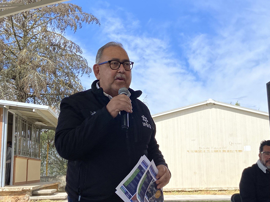 Invierte IFEQ en infraestructura educativa en San Joaquín