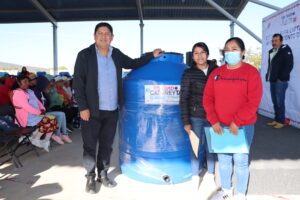 Encabeza Miguel Martínez entrega de 411 cisternas y anuncia la compra de tres pipas