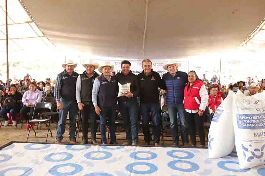 Apoya SEDEA a cerca de cinco mil familias del campo en Amealco