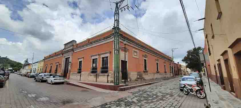 Centro Cultural Cadereyta joya colonial de la antiguedad