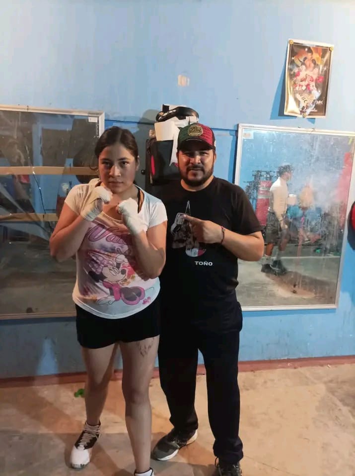 Dos jóvenes deportistas originarios de Colón destacan en el Torneo Internacional de Boxeo