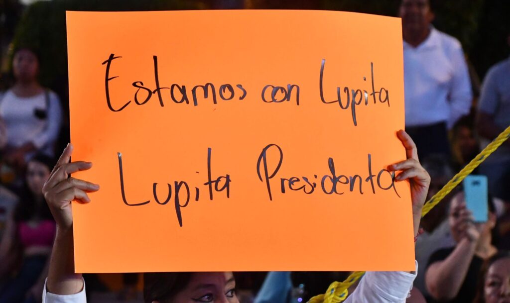 En su día número 13 de campaña, Lupita Pérez visitó la delegación de Villa Progreso.