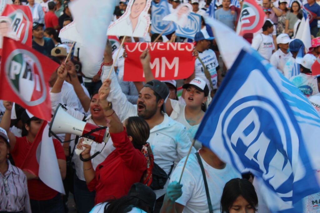 Acompañan más de dos mil personas a Manuel Montes en Arranque de Campaña