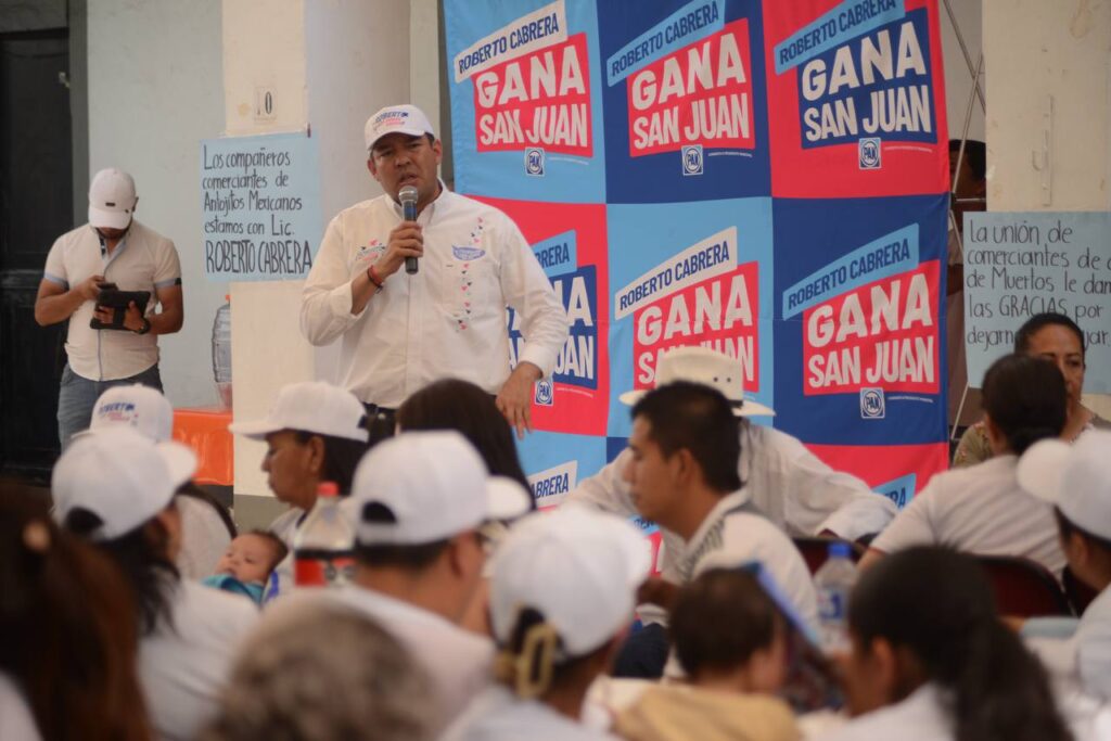 Juntos hacemos que cada día San Juan del Río sea más ordenado y seguro: Roberto Cabrera