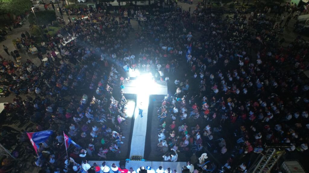 Candidatas del Partido Acción Nacional de Ezequiel Montes, se reúnen con más de 2 mil mamás ezequielmontenses.